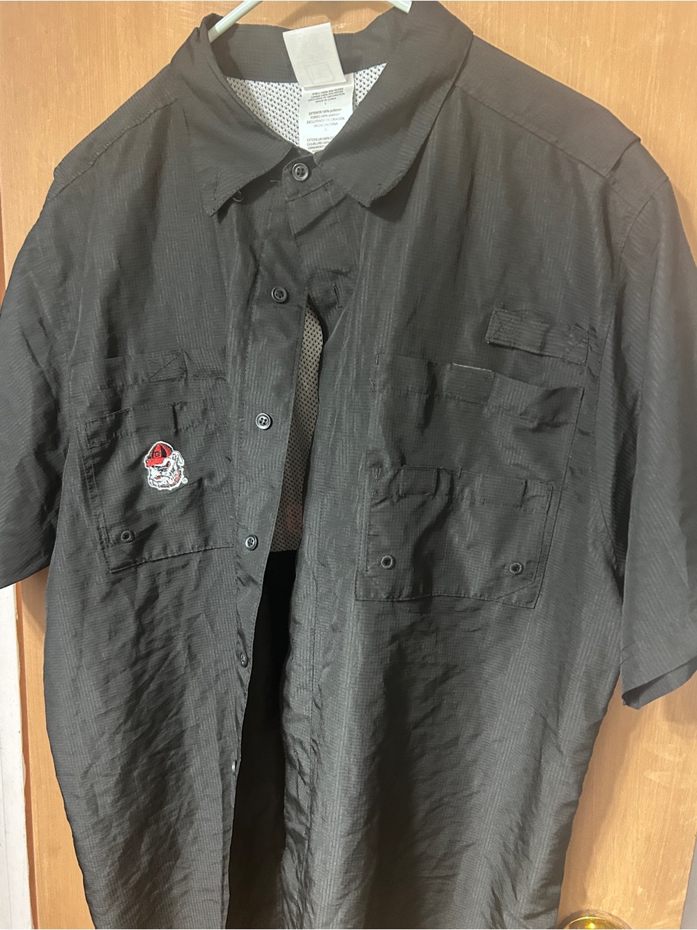 Men's Black Short-Sleeve Shirt Jacket with
GA Bulldog Patch